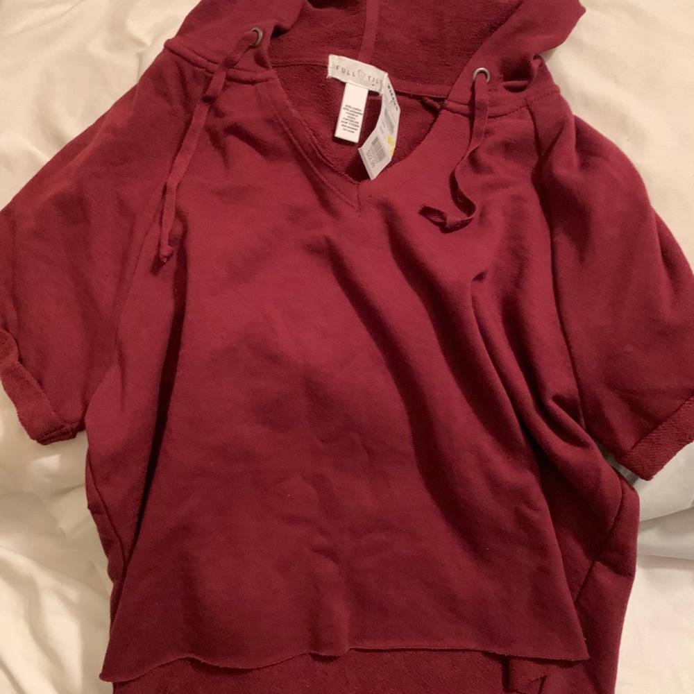 Full Tilt Short sleeve Hoodie Large